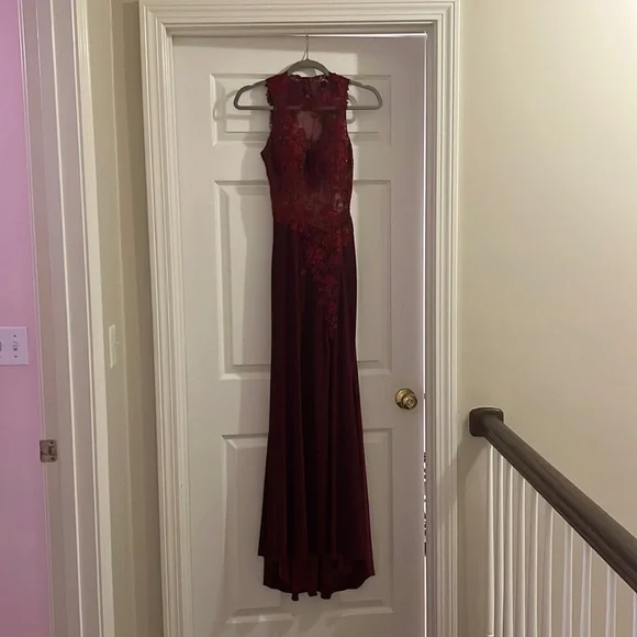 Clarisse | Dresses | Clarisse Burgundy Prom Dress Size Fitted Height 54 |  Poshmark